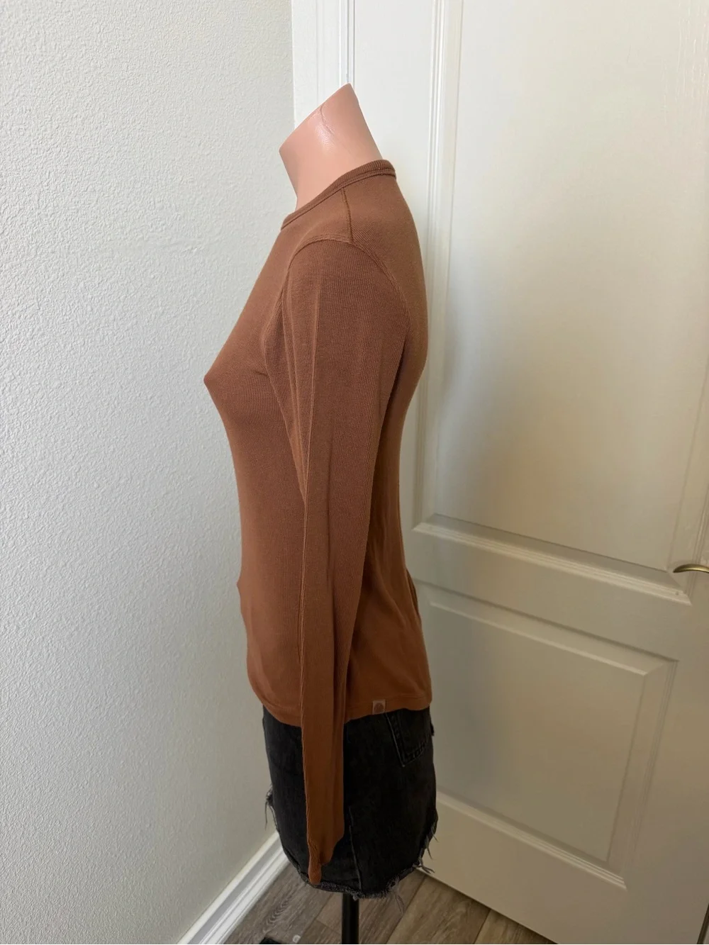 lululemon athletica Long Sleeve Crewneck Top in Brown Sz 4